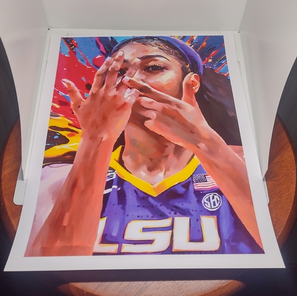 NEW!π― ANGEL REESE ULTRA PREMIUM GLOSSY 8.5x11 LSU WOMEN'S BASKETBALL POSTER SET - Picture 6 of 14